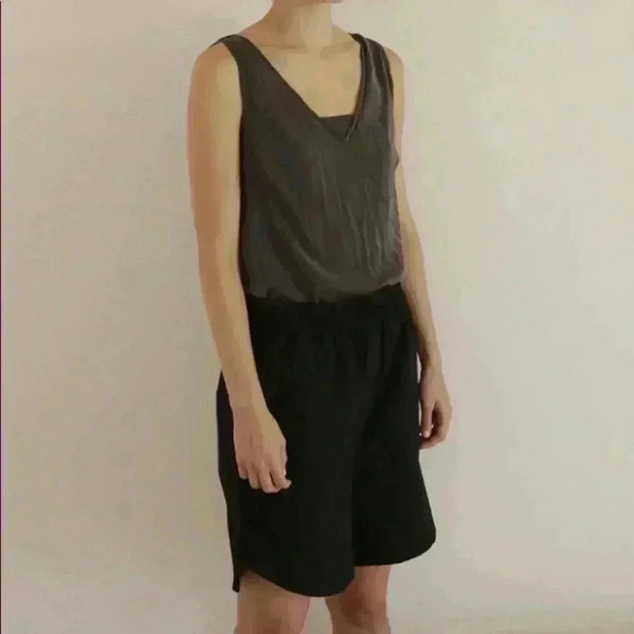 Magpie Goose | “Yenisei” Long Black Shorts - Picture 2 of 9